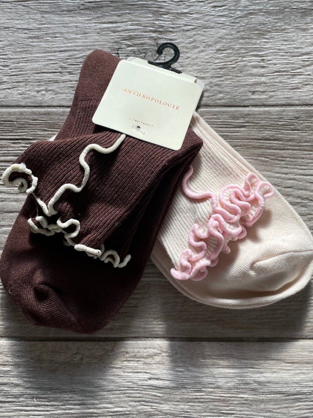 ❤️ ANTHROPOLOGIE SET OF 2 RUFFLE SOCKS NEW